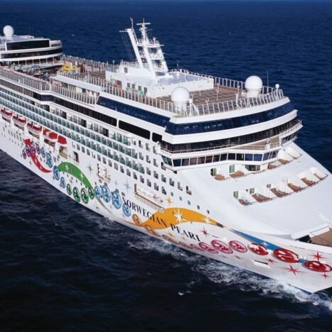 As September ends, the travel bug prevails